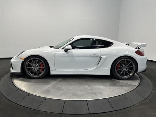 2016 Porsche Cayman GT4