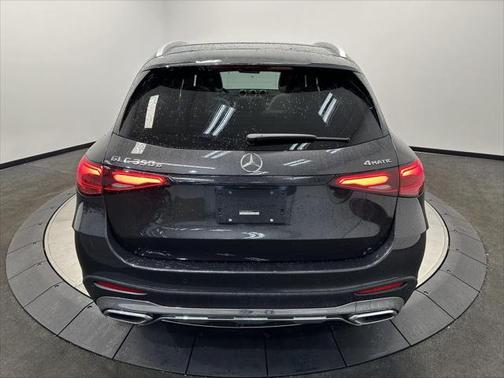 2025 Mercedes-Benz GLC 350e Base
