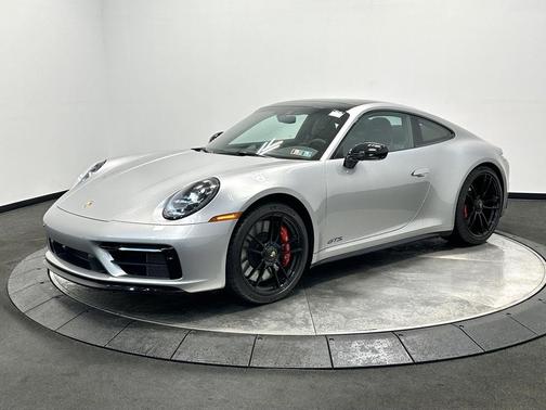 2024 Porsche 911 Carrera GTS