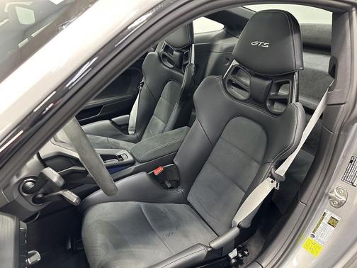 2024 Porsche 911 Carrera GTS