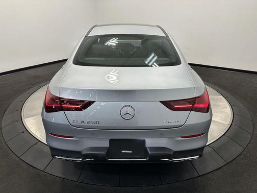 2025 Mercedes-Benz CLA 250 4MATIC