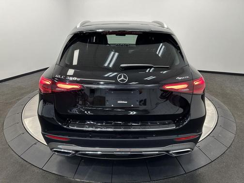 2025 Mercedes-Benz GLC 350e Base