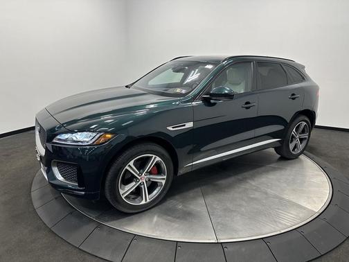British Racing Green Metallic 2018 Jaguar F-PACE S