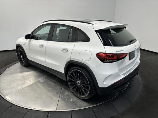 2022 Mercedes-Benz AMG GLA 45 Base 4MATIC