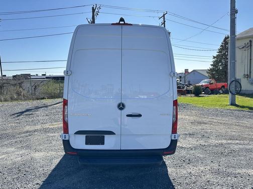 2025 Mercedes-Benz Sprinter 2500 High Roof