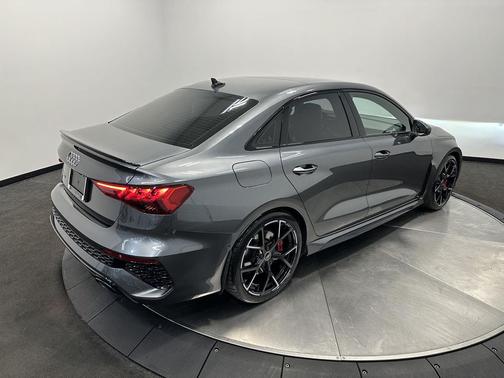 2024 Audi RS 3 TFSI quattro S tronic