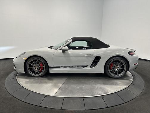 2025 Porsche 718 Boxster GTS 4.0