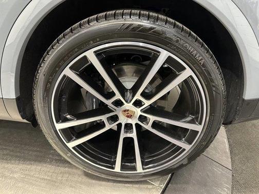 2025 Porsche Cayenne Cayenne