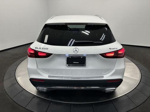 2025 Mercedes-Benz GLA 250 4MATIC