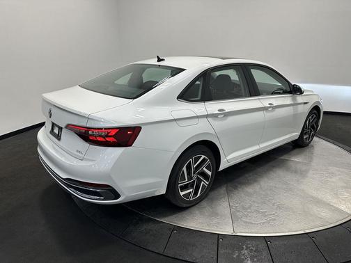 2024 Volkswagen Jetta 1.5T SEL