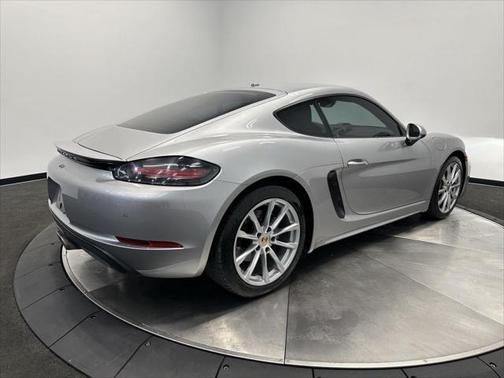 2017 Porsche 718 Cayman Base