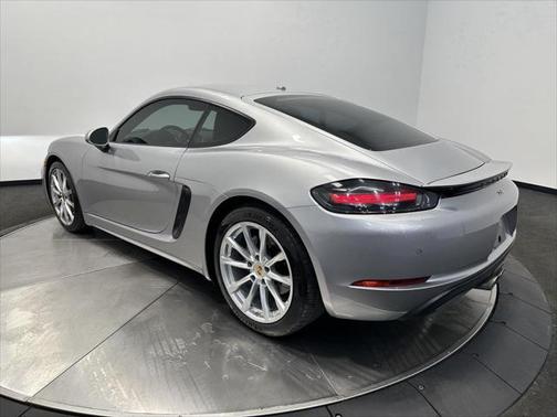 2017 Porsche 718 Cayman Base