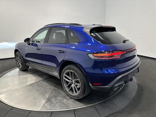 2024 Porsche Macan T