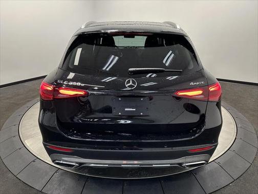 2025 Mercedes-Benz GLC 350e Base