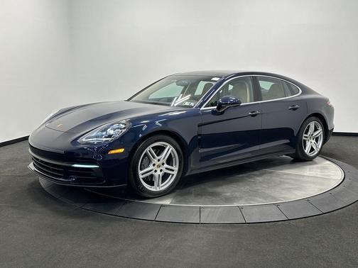 2018 Porsche Panamera 4S