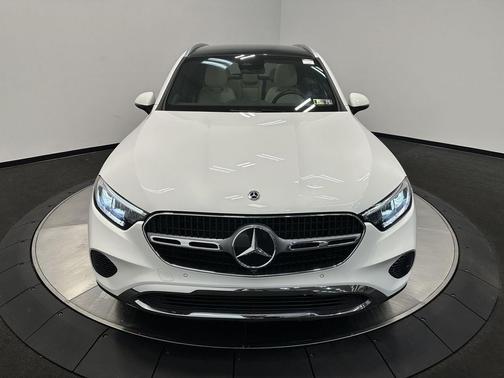 2025 Mercedes-Benz GLC 300 4MATIC