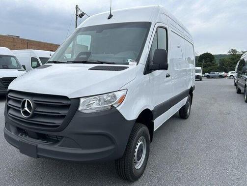 Arctic White 2026 Mercedes-Benz Sprinter 2500 High Roof