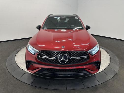 2025 Mercedes-Benz GLC 350e Base