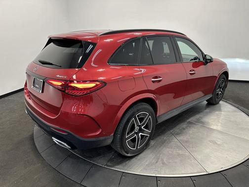 2025 Mercedes-Benz GLC 350e Base