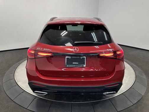 2025 Mercedes-Benz GLC 350e Base