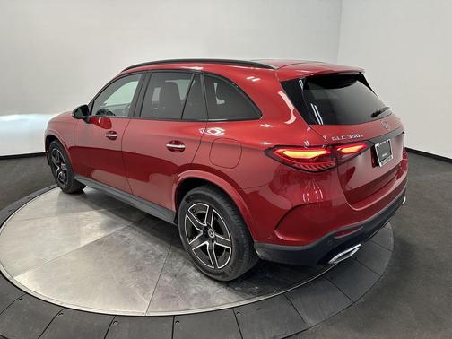 2025 Mercedes-Benz GLC 350e Base
