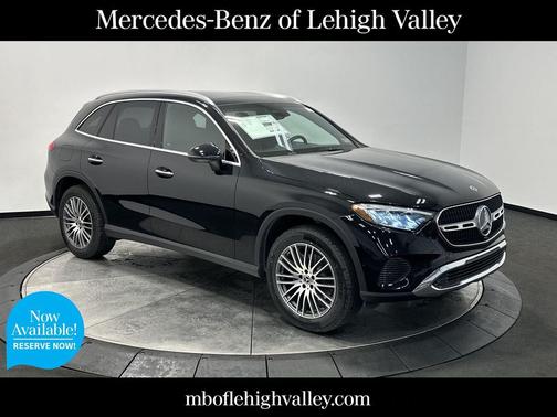 BLACK 2026 Mercedes-Benz GLC 300 4MATIC
