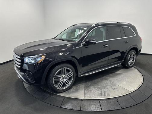 2026 Mercedes-Benz GLS 450 4MATIC