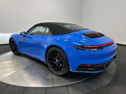 2023 Porsche 911 Carrera