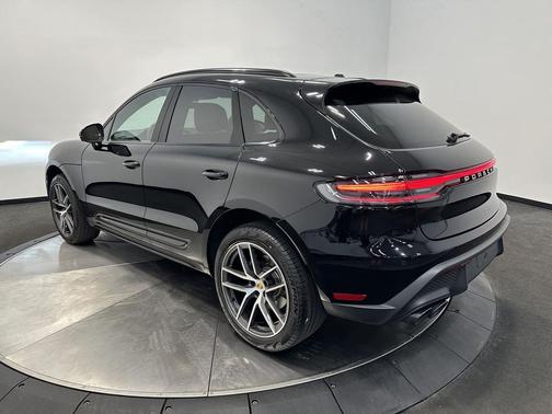 2025 Porsche Macan Macan