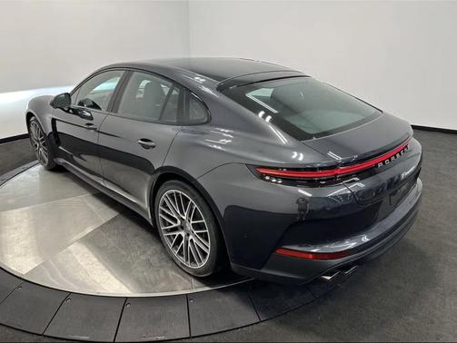 2024 Porsche Panamera Panamera