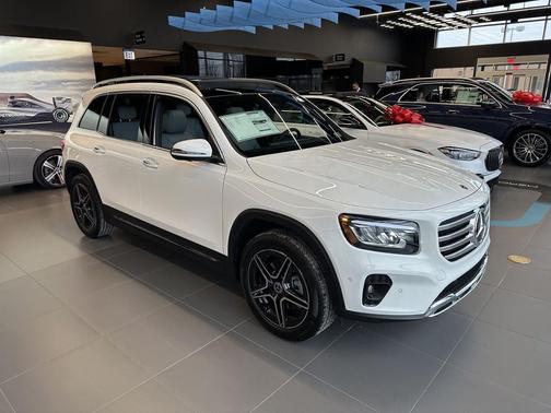 2026 Mercedes-Benz GLB 250 4MATIC