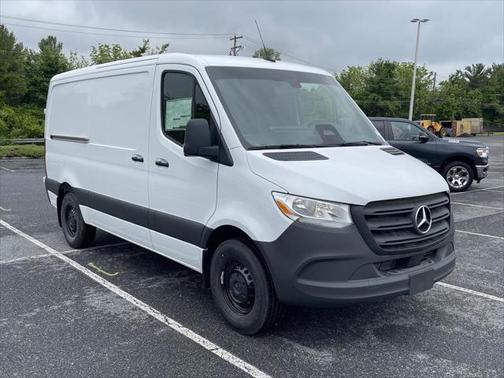 2025 Mercedes-Benz Sprinter 2500 Standard Roof