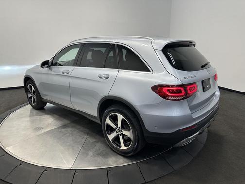 Mojave Silver Metallic 2021 Mercedes-Benz GLC 300 4MATIC
