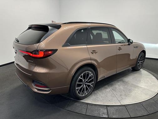 Melting Copper Metallic 2025 Mazda CX-70 3.3 Turbo S Premium