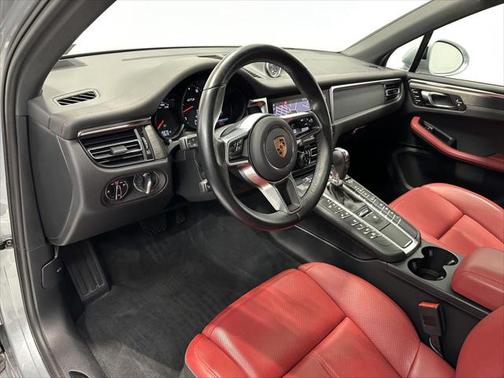 2021 Porsche Macan GTS