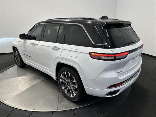 2024 Jeep Grand Cherokee Overland
