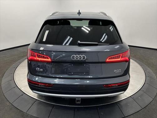 2018 Audi Q5 2.0T Premium Plus