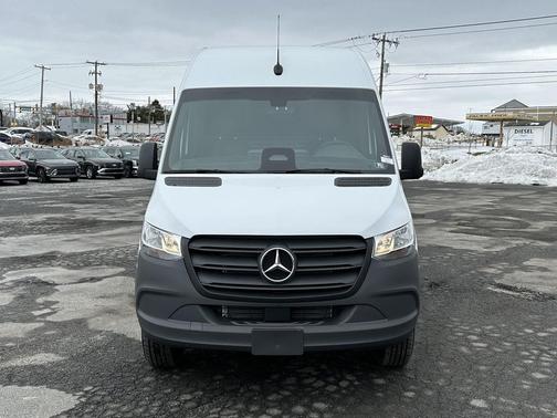 2026 Mercedes-Benz Sprinter 2500 High Roof