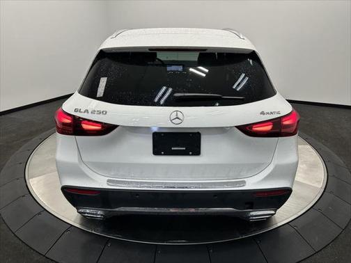 2025 Mercedes-Benz GLA 250 4MATIC