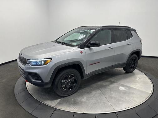 2023 Jeep Compass Trailhawk