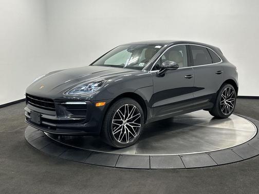 2022 Porsche Macan Macan