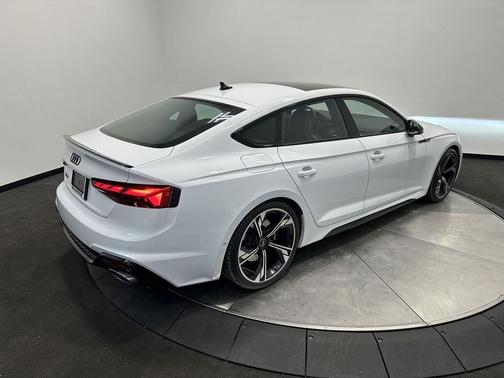 2023 Audi RS 5 2.9T