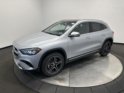 Cirrus Silver Metallic 2026 Mercedes-Benz GLA 250 4MATIC