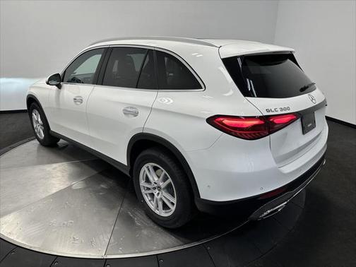 2025 Mercedes-Benz GLC 300 4MATIC