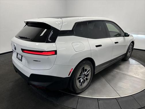 2022 BMW iX xDrive50