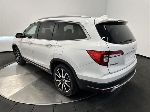 2022 Honda Pilot AWD Elite