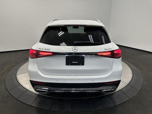 Polar White 2026 Mercedes-Benz GLC 300 4MATIC