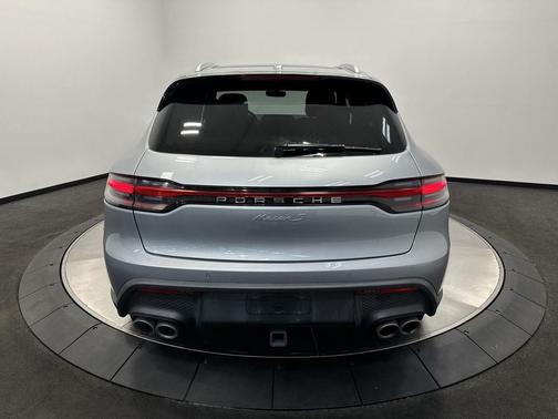 2023 Porsche Macan S