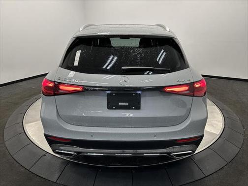 2025 Mercedes-Benz GLC 350e Base
