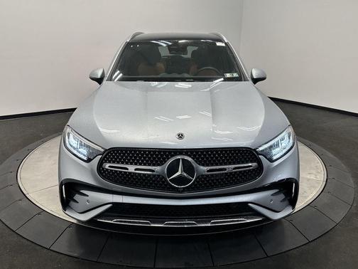 2026 Mercedes-Benz GLC 300 4MATIC